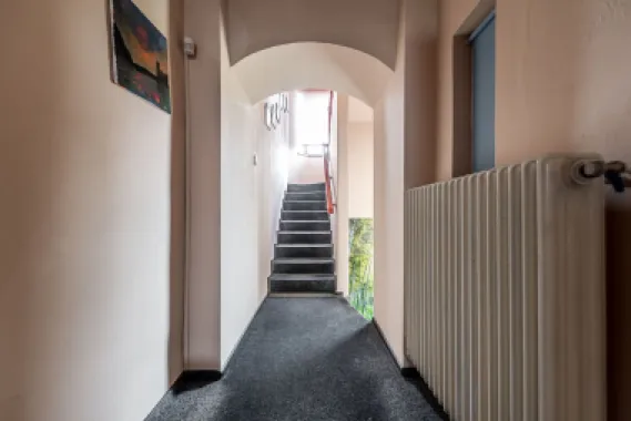 Casa Solida cu Mansarda in Zona Excelenta Parneava