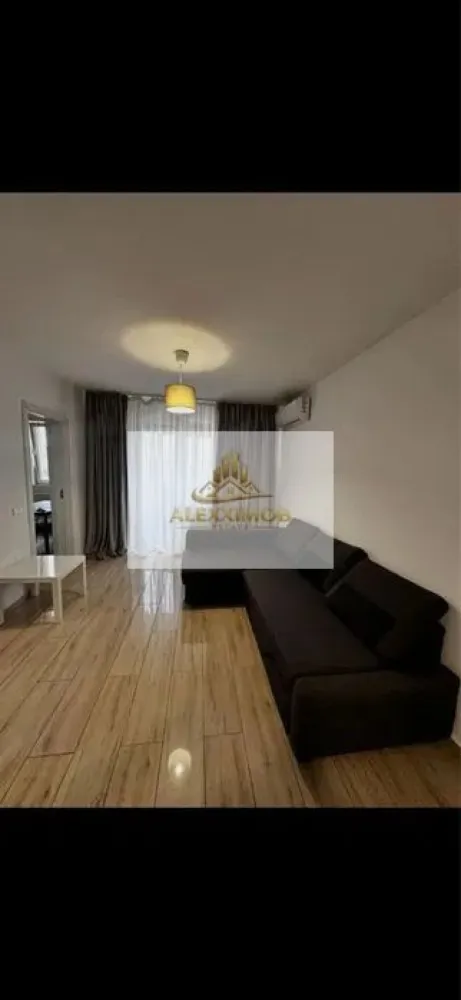 Garsoniera de Vanzare - 33 mp - Zona Drumul Fermei - Se oferă spre vânzare o garsonieră cochetă și modern amenajată, situată in zona Drumul Fermei, în Popești-Leordeni, ideală atât pentru locuit, cât și pentru investiție.

📐 Suprafață utilă: 33 mp
 - ETAJ 2/2
🛋 Complet mobilată și utilată
🚗 Loc de parcare inclus
✨ Amenajare în stil boutique, cu finisaje moderne și atmosferă elegantă

Garsoniera este compartimentată eficient, luminoasă și pregătită pentru mutare imediată. Dispune de mobilier atent ales, electrocasnice necesare și un design interior modern, care oferă confort și funcționalitate.

📍 Zonă liniștită, cu acces rapid către mijloace de transport, magazine, restaurante și puncte de interes.

Ideală pentru:

✔ Cupluri
✔ Persoane singure
✔ Investiție pentru închiriere

Pentru mai multe detalii sau programarea unei vizionări, vă rog să mă contactați.

AlexxImob ESTATE

TEL. 0751454742