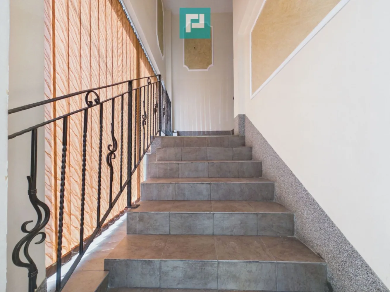 Centru comercial P+1 de închiriat, zona Vlaicu