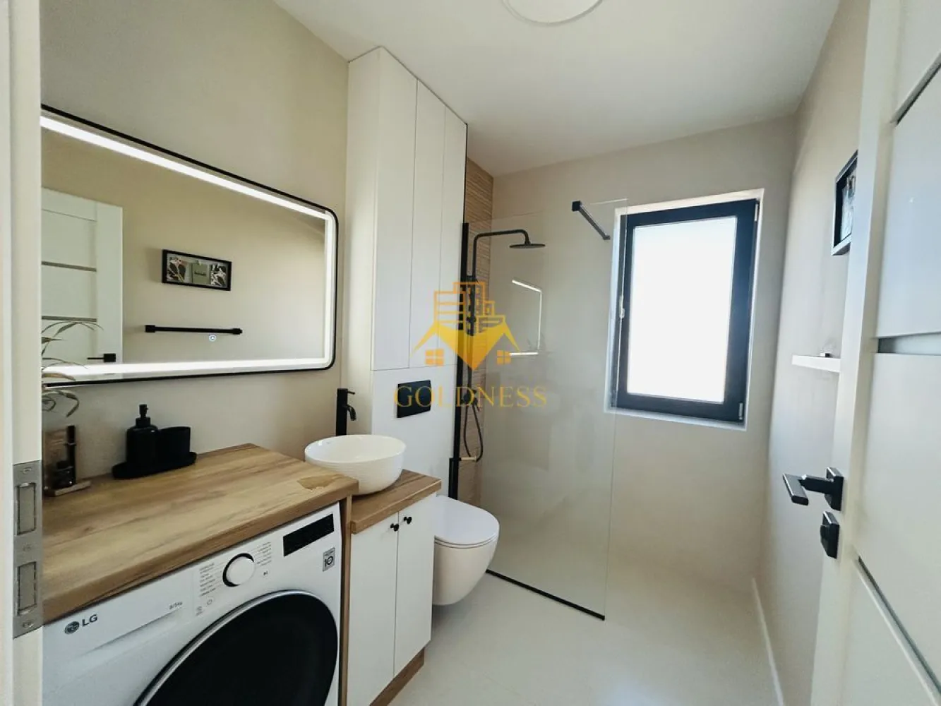Apartament 2 cam superfinisat Intre Lacuri Residence! Prima inchiriere