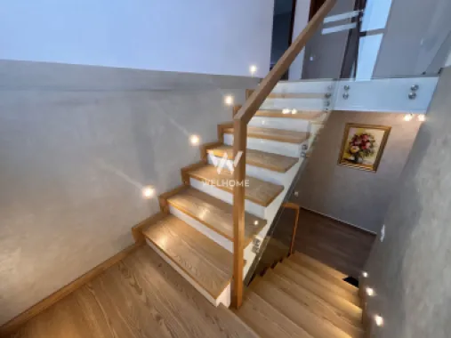 Casa generoasa LA CHEIE, curte 200 mp in Selimbar