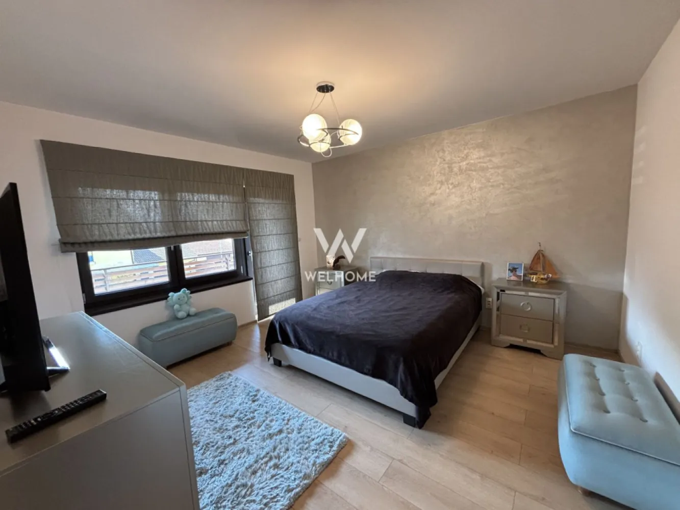 Casa generoasa LA CHEIE, curte 200 mp in Selimbar