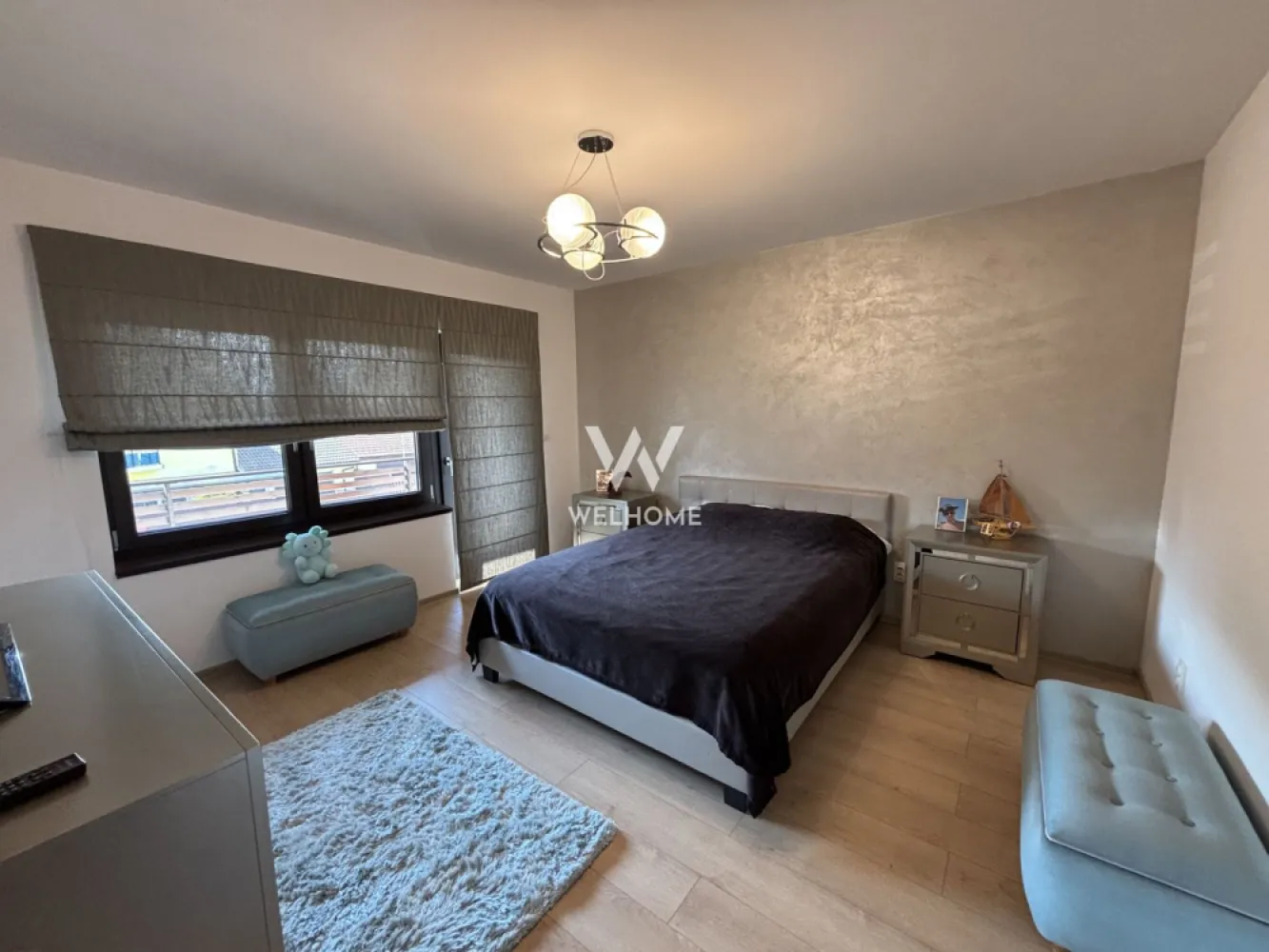 Casa generoasa LA CHEIE, curte 200 mp in Selimbar