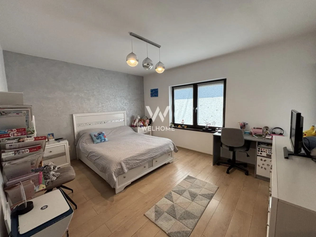 Casa generoasa LA CHEIE, curte 200 mp in Selimbar