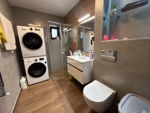 Casa generoasa LA CHEIE, curte 200 mp in Selimbar