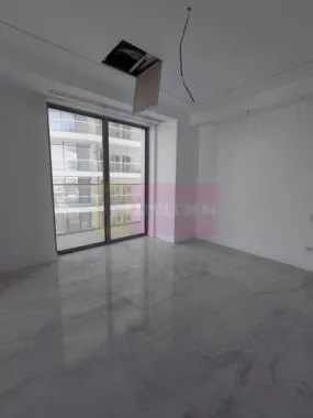Mamaia Nord, apartament 2 camere, bloc 2024 direct pe plaja