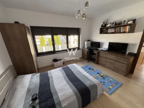 Casa generoasa LA CHEIE, curte 200 mp in Selimbar