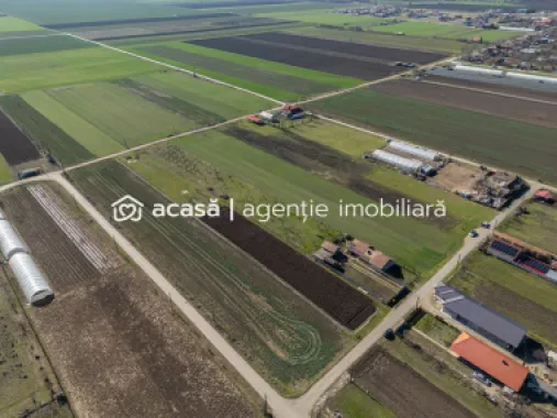 Teren 3.600 mp în Curtici, 2 fronturi stradale – La doar 20 km de Arad