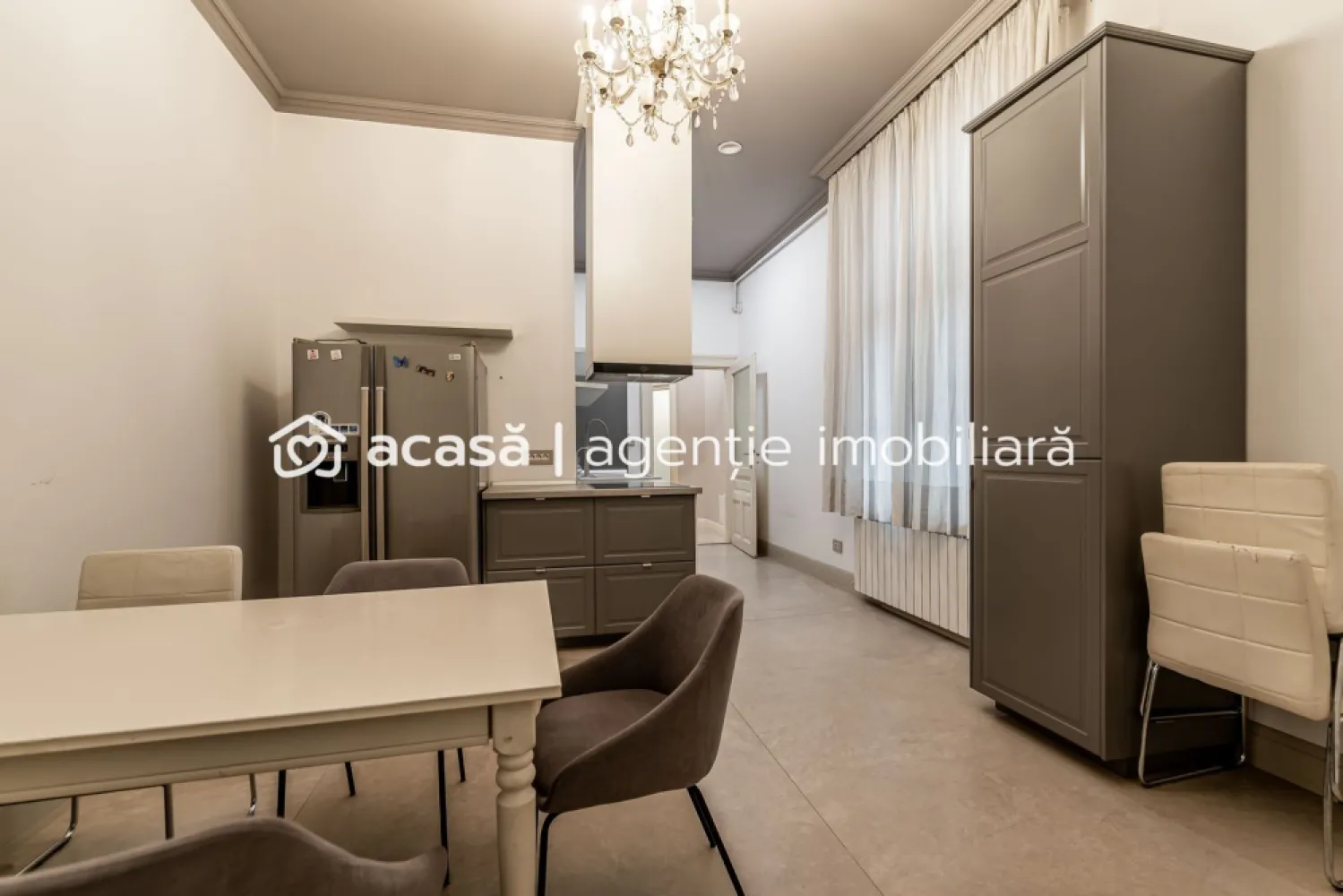 Apartament spatios cu 3 camere de LUX pe Metianu Comision 0