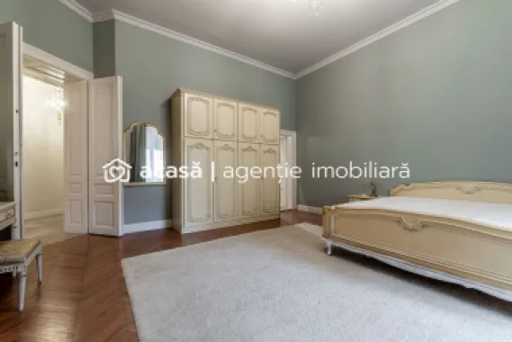 Apartament spatios cu 3 camere de LUX pe Metianu Comision 0
