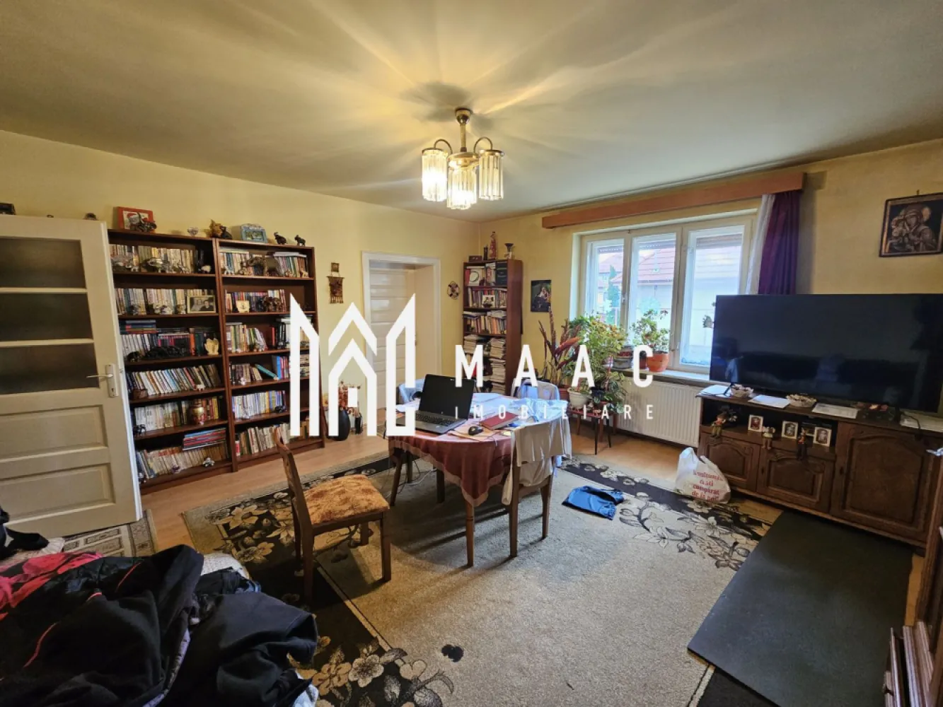 Casa 7 camere | Teren 1000 mp | 270 mp utili | Sub Arini