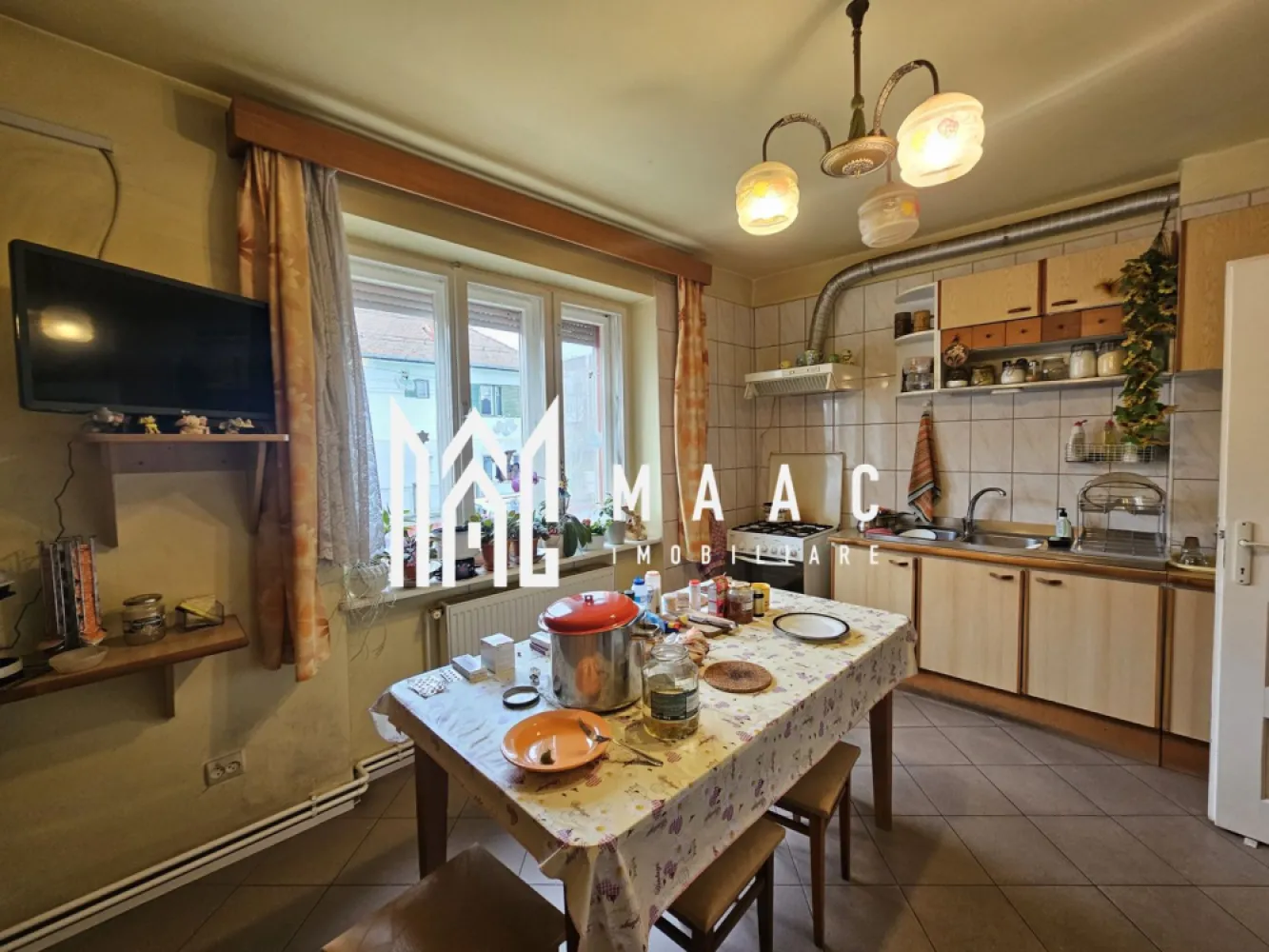 Casa 7 camere | Teren 1000 mp | 270 mp utili | Sub Arini