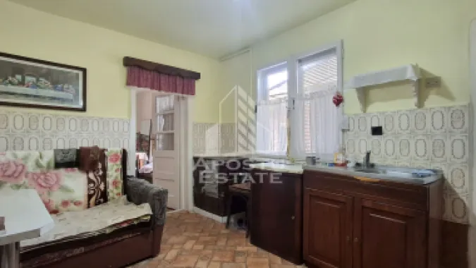 Casa 4 camere,Teren 360 mp Micalaca Garaj, Gradin