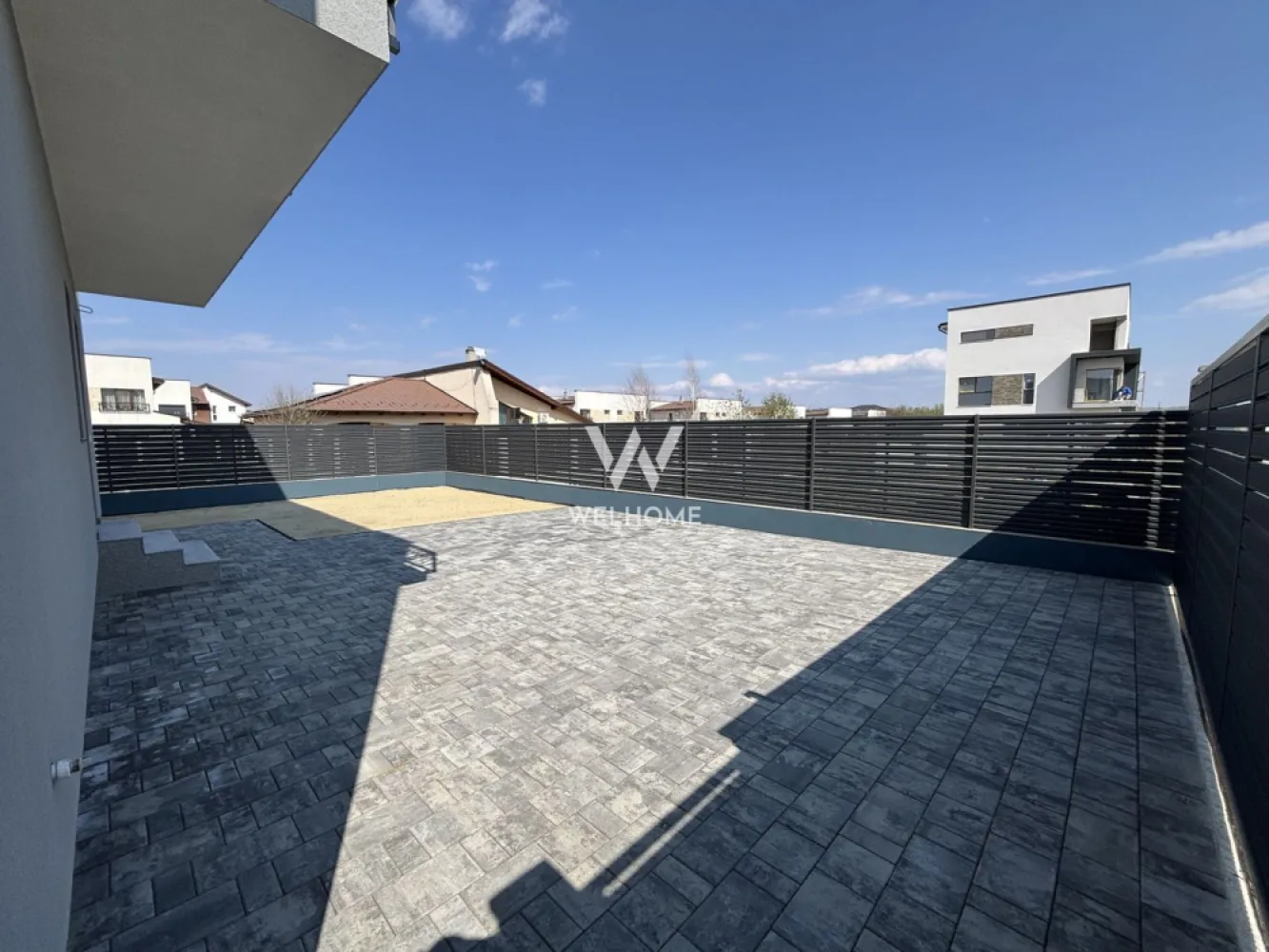 Casa nouă cu 4 camere și curte generoasă – Șelimbăr Triajului