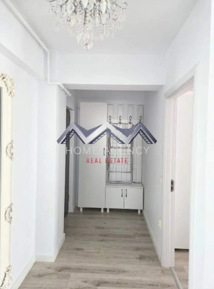 Studio modern mobilat, parcare inclusă – ideal locuit/investiție