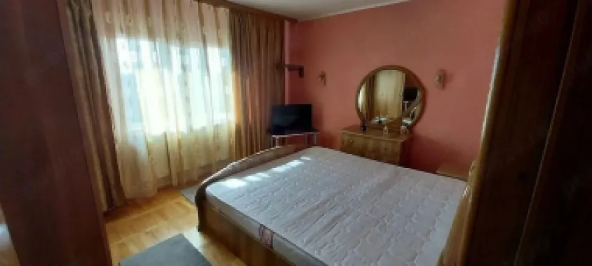 De inchiriat 2 camere, Micro 17, curat, liber