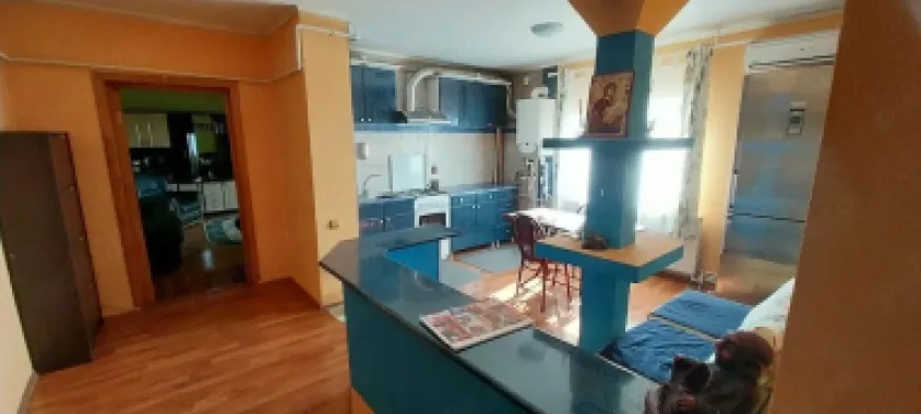 De inchiriat 2 camere, Micro 17, curat, liber