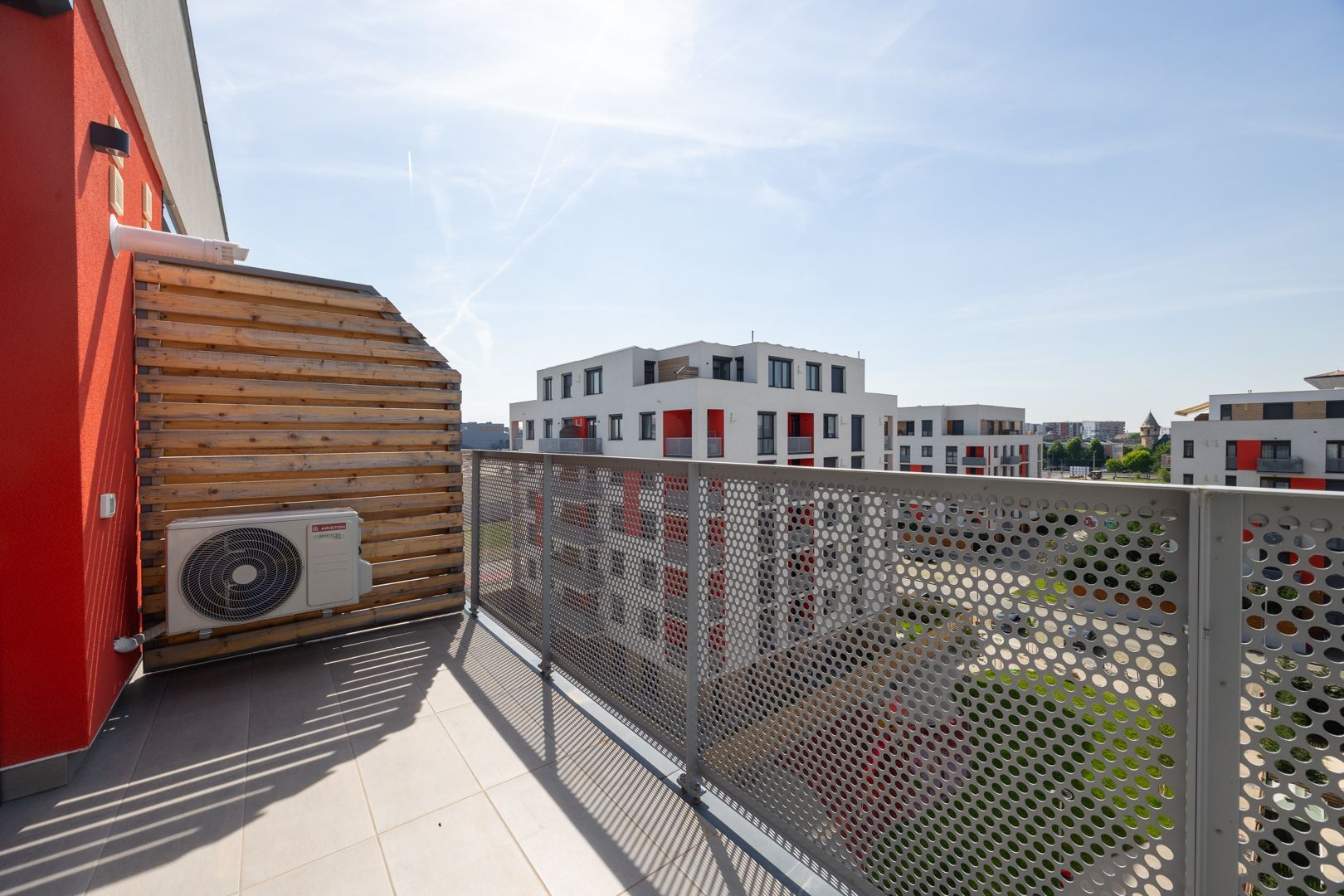 Unic pe piata Apartament ARED cu 3 camere si 2 bai la cheie Comision 0