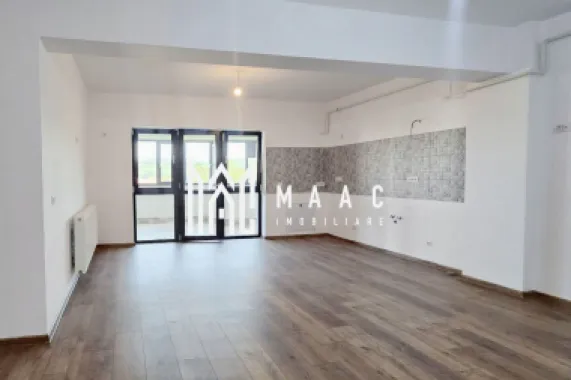 Logo MAAC IMOBILIARE logo