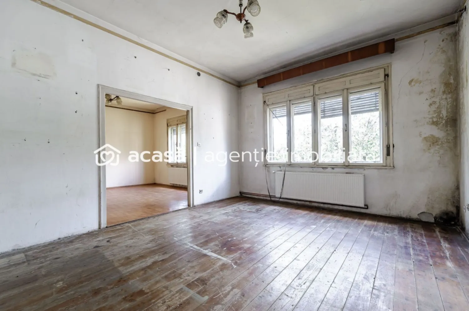 Casă pe Dorobanților | 716 mp teren | centrală gaz | Pârneava