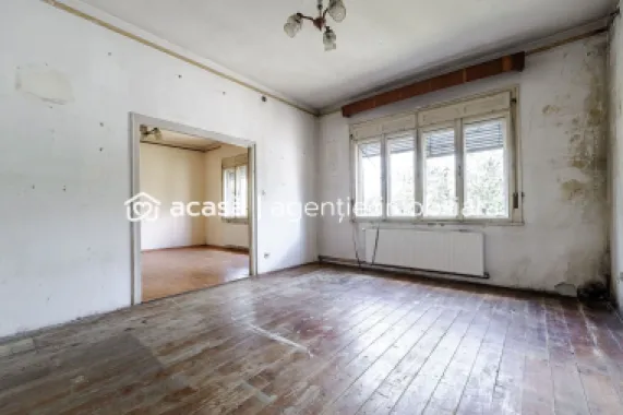 Casă pe Dorobanților | 716 mp teren | centrală gaz | Pârneava