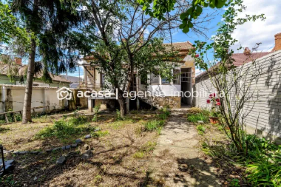 Casă pe Dorobanților | 716 mp teren | centrală gaz | Pârneava