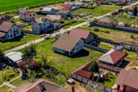 🏡 Casă P+1 la gri | 239 mp construiți | Călugareni -14 km de Arad