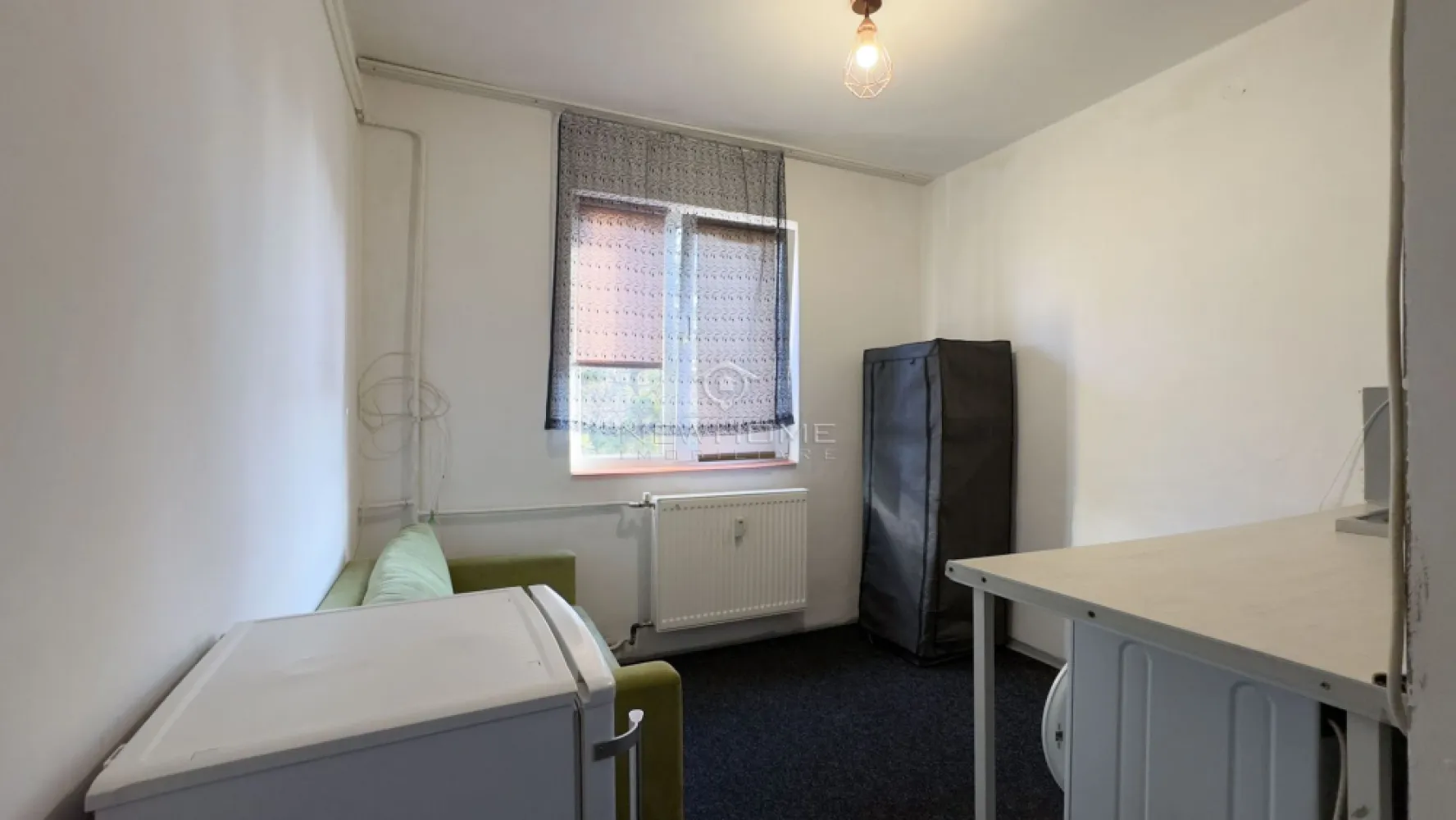 Apartament 1 camere, zona Interservisan Gheorgheni - NewHOME Imobiliare ofera in EXCLUSIVITATE spre inchiriere apartament cu 1 camera, situat pe Str. Liviu Rebreanu, zona Interservisan, cartier Gheorgheni. Apartamentul este amplasat la etajul 4 din 4. Dispune de suprafata utila de 12 mp. Compartimentat astfel: hol, baie, camera. Avand in vedere poziția si avantajele zonei este una de interes, datorita pozitionarii fiind in apropiere de Iulius Mall, Baza, Sportiva, Fsega, dar si catre toate punctele de interes. Pentru mai multe informatii si pentru a programa o vizionare, contactati-ne cu incredere!