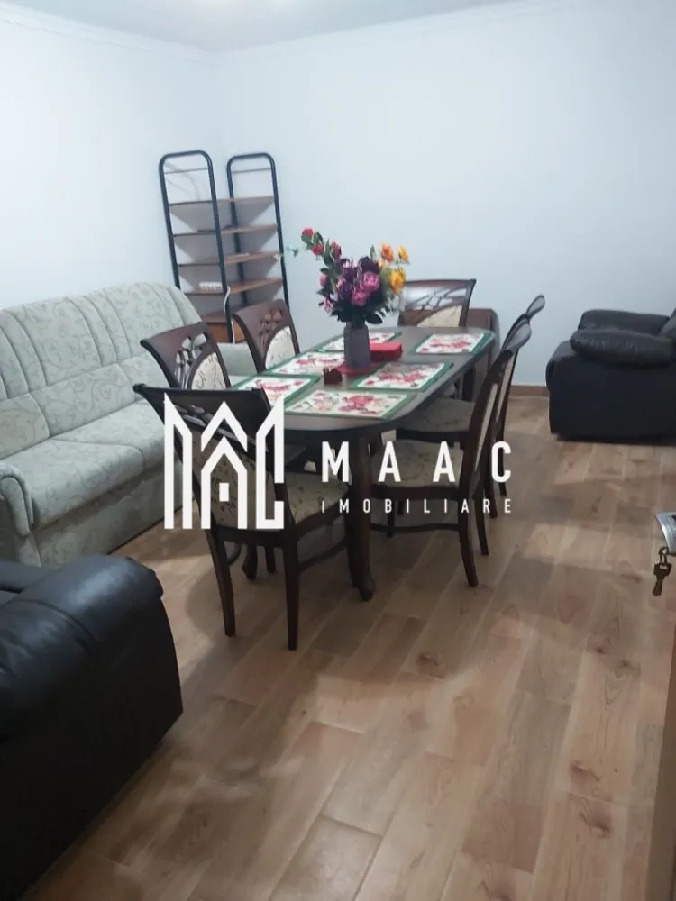 Apartament 2 camere | 54 mp | Parter | Pretabil spațiu comercial | Zona Milea - MAAC Imobiliare vă propune spre vânzare un apartament decomandat cu 2 camere, situat la parter, în zona Bulevardul Vasile Milea, în apropiere de OMV, o locație cu vad bun și acces facil din Sibiu. Caracteristici principale • Suprafață utilă: 54 mp • compartimentare decomandată • situat la parter • se vinde complet mobilat și utilat Avantaje • poziționare excelentă, cu vizibilitate bună • pretabil pentru schimbare de destinație în spațiu comercial • ideal pentru birouri, salon, cabinet sau investiție • acces facil către principalele artere ale orașului Această proprietate reprezintă o oportunitate excelentă, atât pentru locuință, cât și pentru dezvoltarea unei afaceri. 📞 Pentru mai multe detalii sau pentru programarea unei vizionări, vă rugăm să ne contactați și să menționați ID-ul proprietății: CP2996312. }}