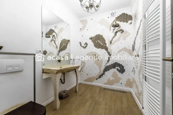 Vilă exclusivistă pe malul Mureșului – design modern si teren generos