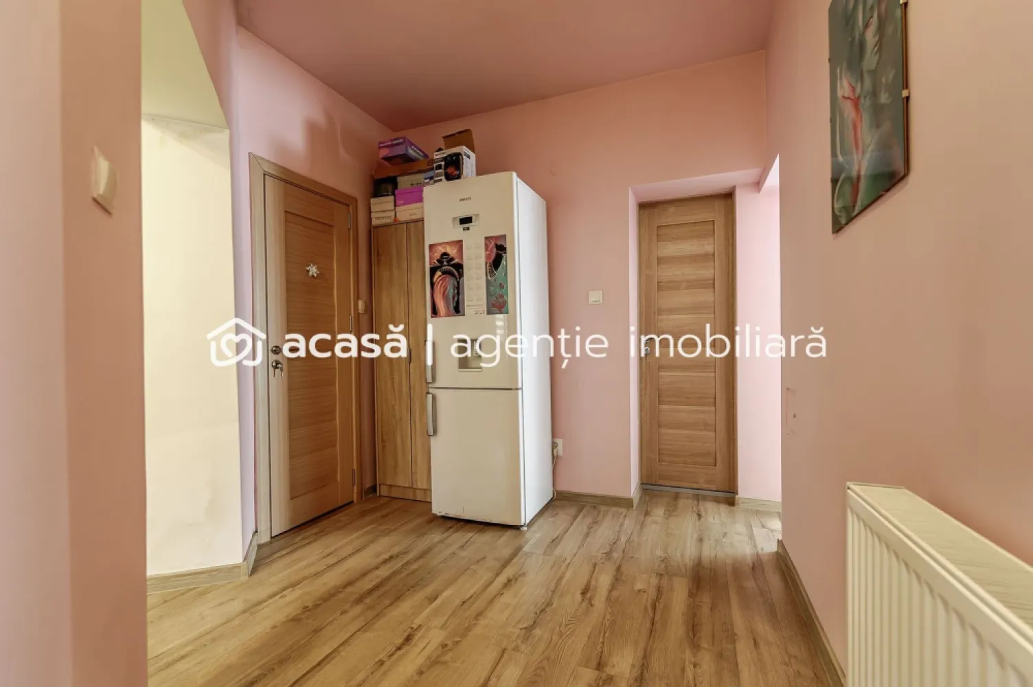 Apartament 2 camere spatios la casa individuala zona centrala