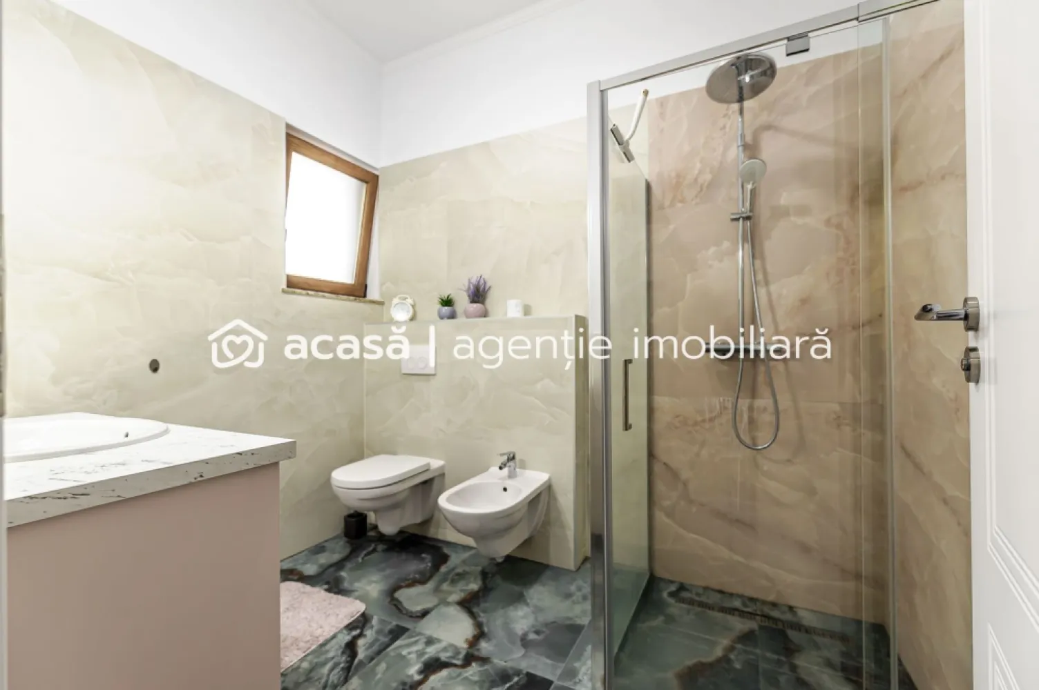 Vilă nouă superbă tip mediteranean, zona Tabacovici