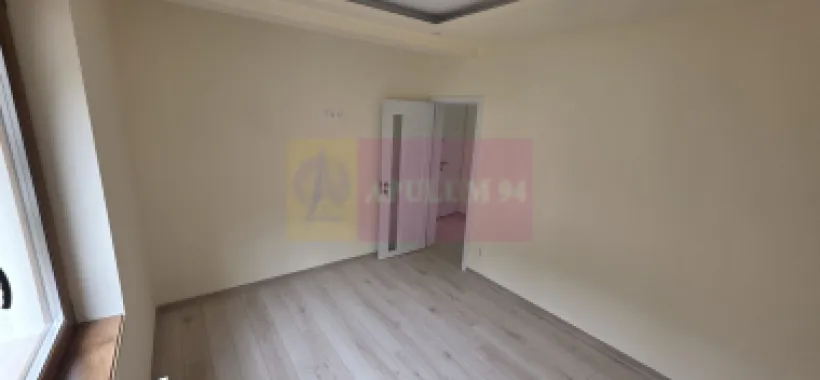 Apartament 2 camere, etaj 1, de vanzare in Busteni