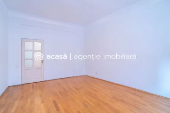 Apartament spațios, Strada Gojdu, Arad, ideal pentru familie