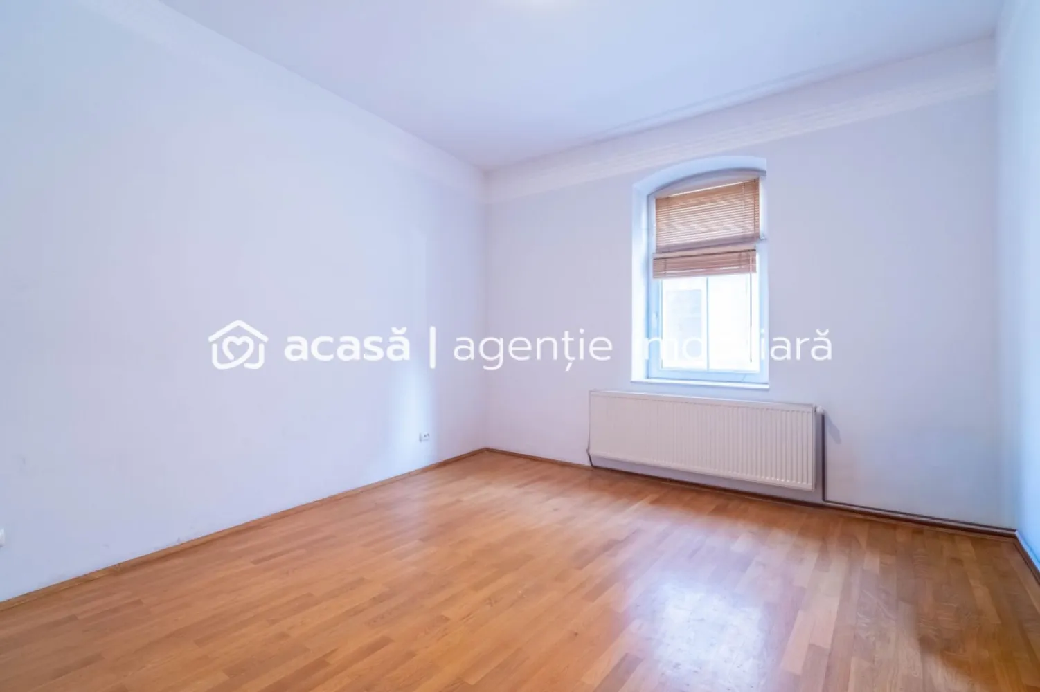 Apartament spațios, Strada Gojdu, Arad, ideal pentru familie