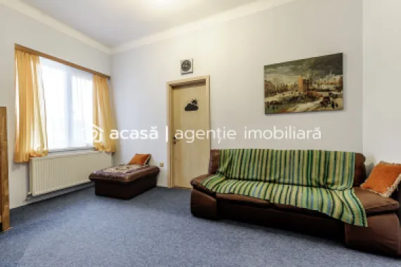 Apartament în Piața Catedralei, 93 mp utili.