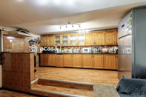 Casă în zonă liniștită, lângă Malul Mureșului cu 750 mp de teren