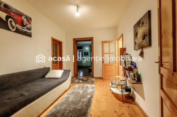 Casă în zonă liniștită, lângă Malul Mureșului cu 750 mp de teren