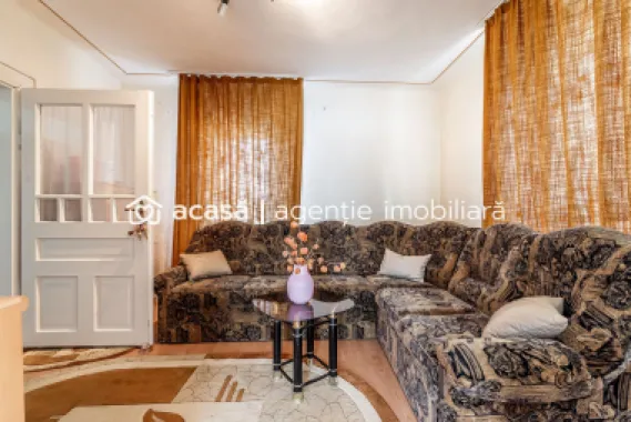 VÂNDUT! Casă cu teren 846 mp Micalaca, Strada Lipovei.