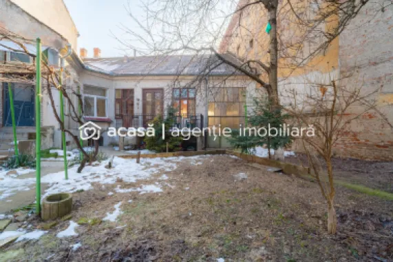 Apartament 2 camere parter înalt, amenajat complet.