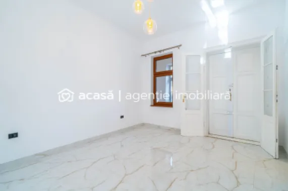 Apartament 2 camere parter înalt, amenajat complet.