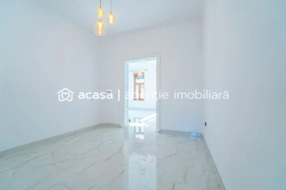 Apartament 2 camere parter înalt, amenajat complet.