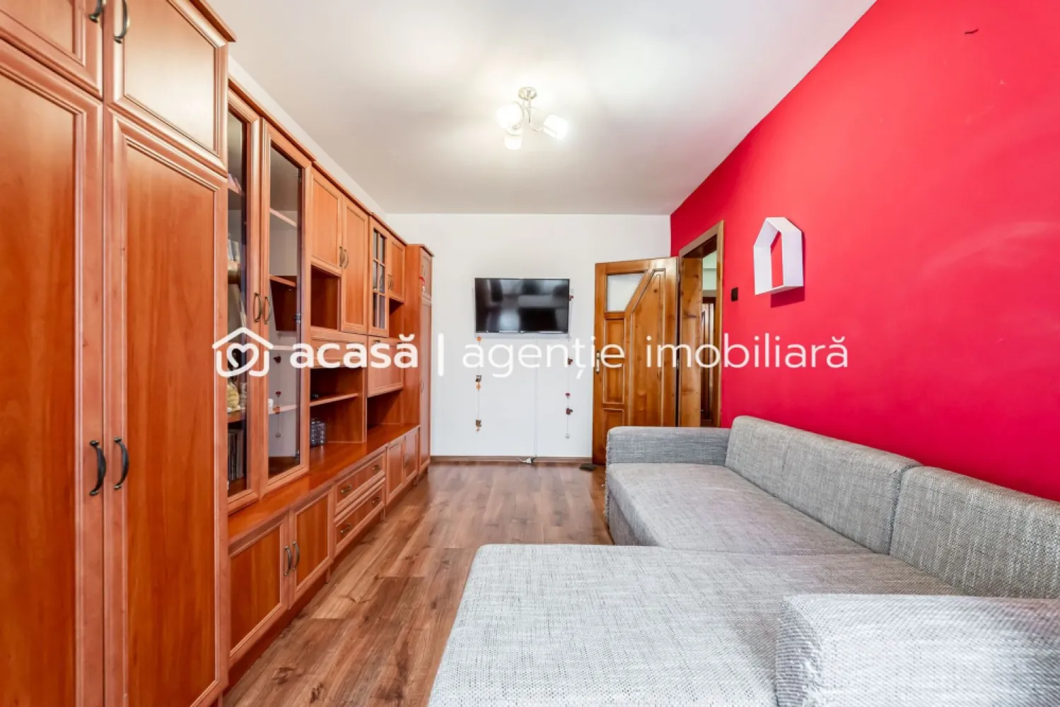 Apartament 3 camere,3 balcoane, lângă Malul Mureșului