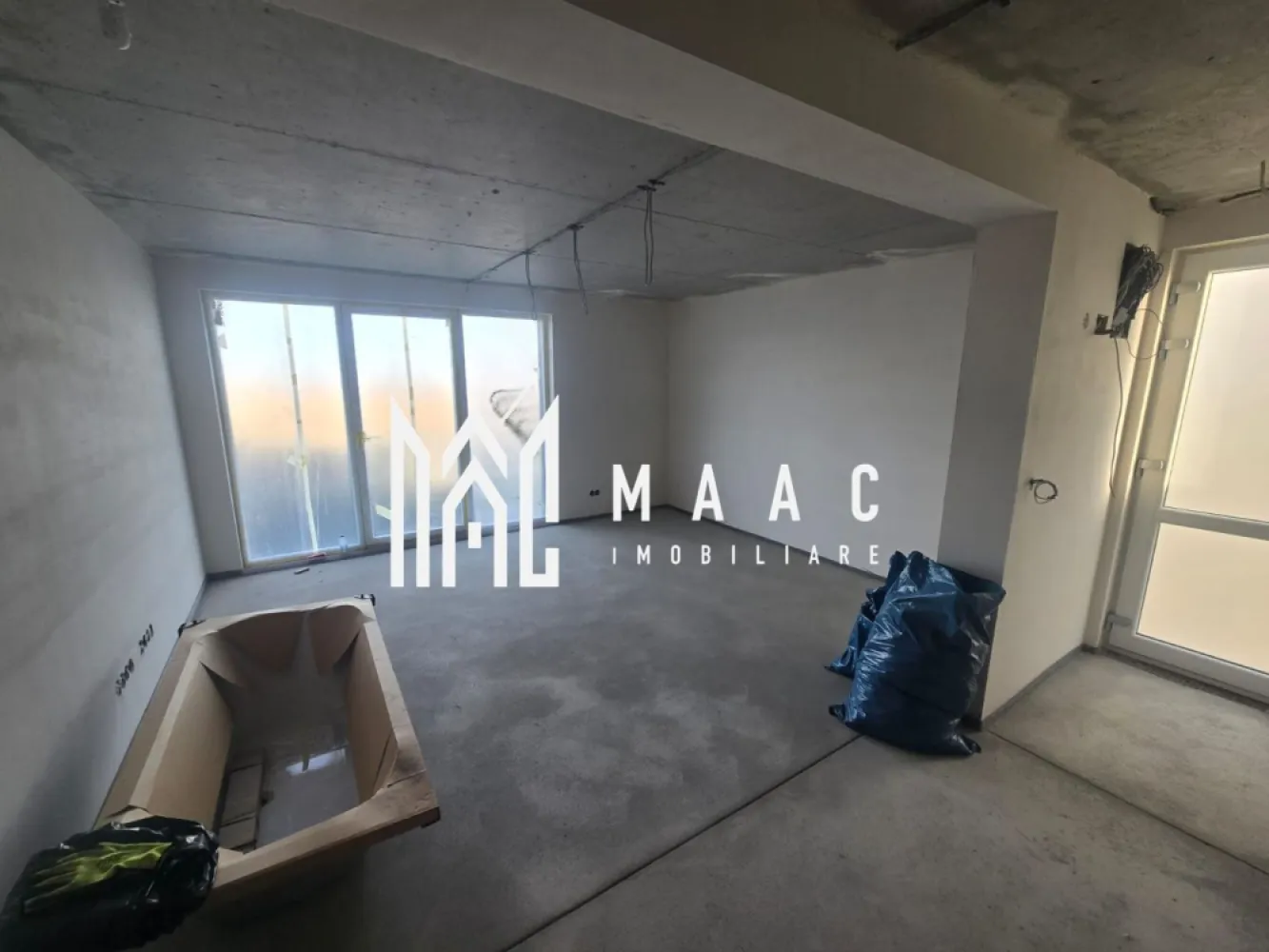 Cvaduplex 4 camere 145 mp teren Calea Cisnadiei