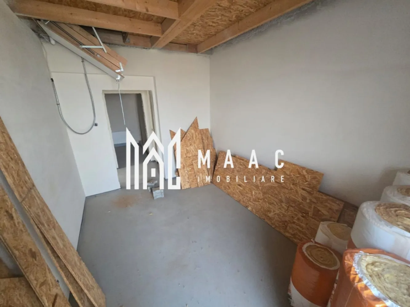 Cvaduplex 4 camere 145 mp teren Calea Cisnadiei