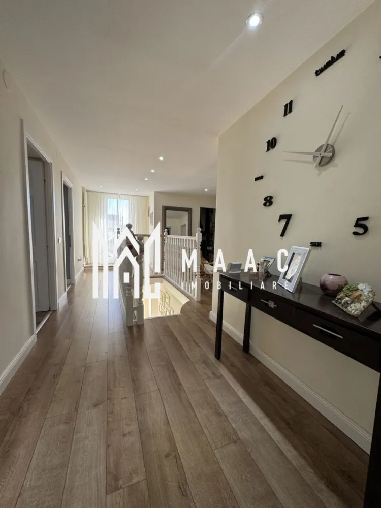 Vand | Casă britanică într-o zonă liniștită | 1000mp Teren | Puasesti-Olanesti