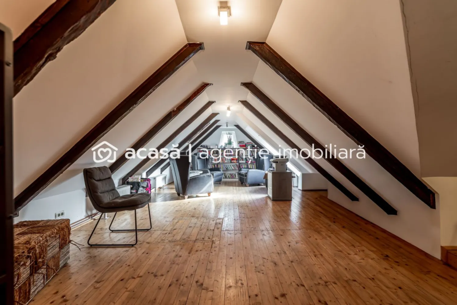 Casă cu 5 camere în Aradul Nou - locul unde linistea devine acasă