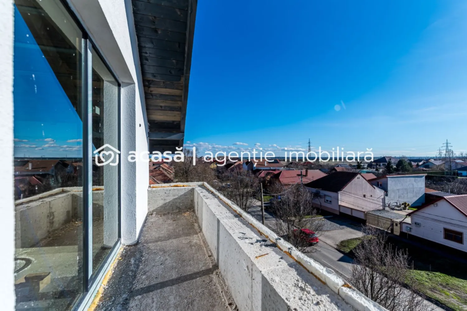 MICALACA | 100.000€ TVA Inclus | apartament nou – personalizează-l! - De ce să te mulțumești cu alegerile altora când poți decide tu? Acest apartament modern de 62 mp este în curs de finisare, oferindu-ți ocazia rară de a-ți configura propriul decor într-un imobil de top. Stadiu actual: apartamentul este în curs de finisare de către o echipă de profesioniști. Avantaj client: dacă semnezi acum, poți opta pentru finisajele care se potrivesc stilului tău de viață. Transformă acești 62 mp în "acasă" înainte de predare! Dotări: încălzire în pardoseală, loc de parcare inclus și garanția unui constructor cu experiență. Preț: 100.000 € (TVA inclus) | 0% comision - achiziție de la dezvoltator Detalii despre procesul de personalizare: Sebastian Nica – 0722 252 639 Nu dispui de toată suma? Te ajutăm noi gratuit! Îți obținem oferte de la 16 bănci. Ai o proprietate de vânzare în Arad și vrei să știi cât valorează cu adevărat? Sună-mă pentru o evaluare gratuită, fără obligații. Birou: ACASĂ | Agenție imobiliară Arad Bulevardul Decebal 2, Arad 310133 }}