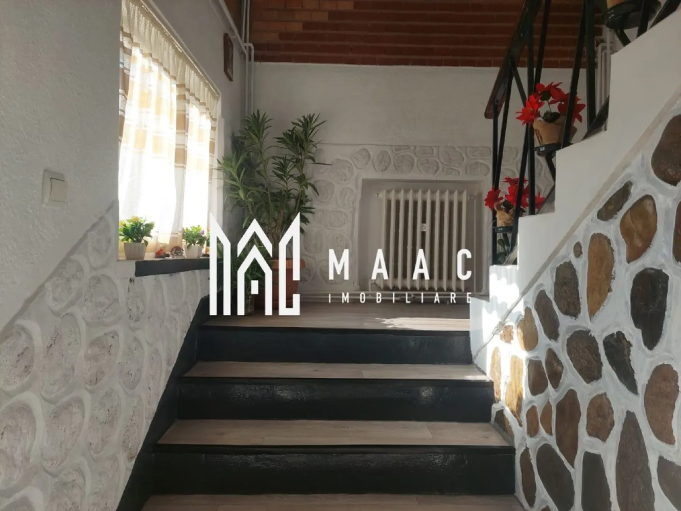 Apartament la casă I 4 camere I Curte 100 mp I Lazaret