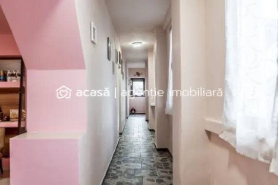 Casă în Vinga – restaurată Integral 2025 | 3 camere | teren generos